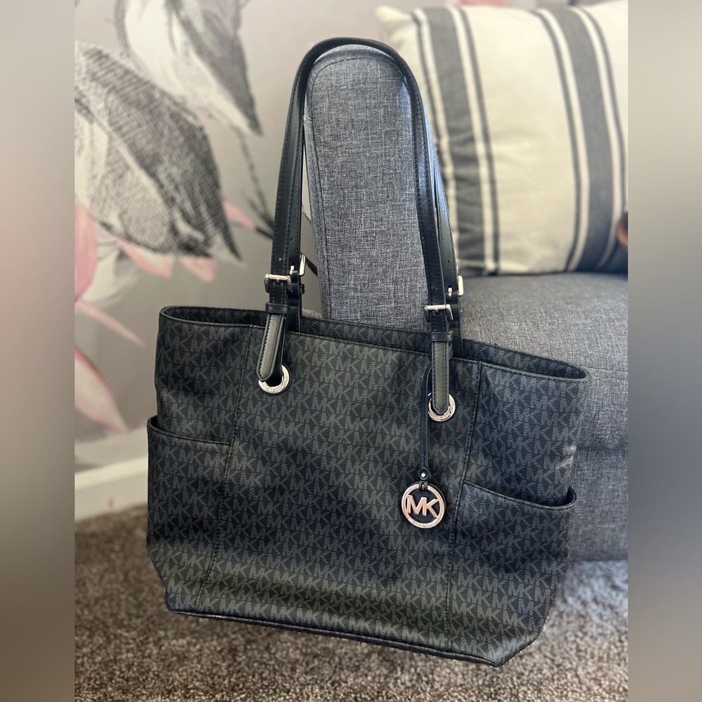 Great condition! Classic Black and grey MK monogram Michael Kors tote.